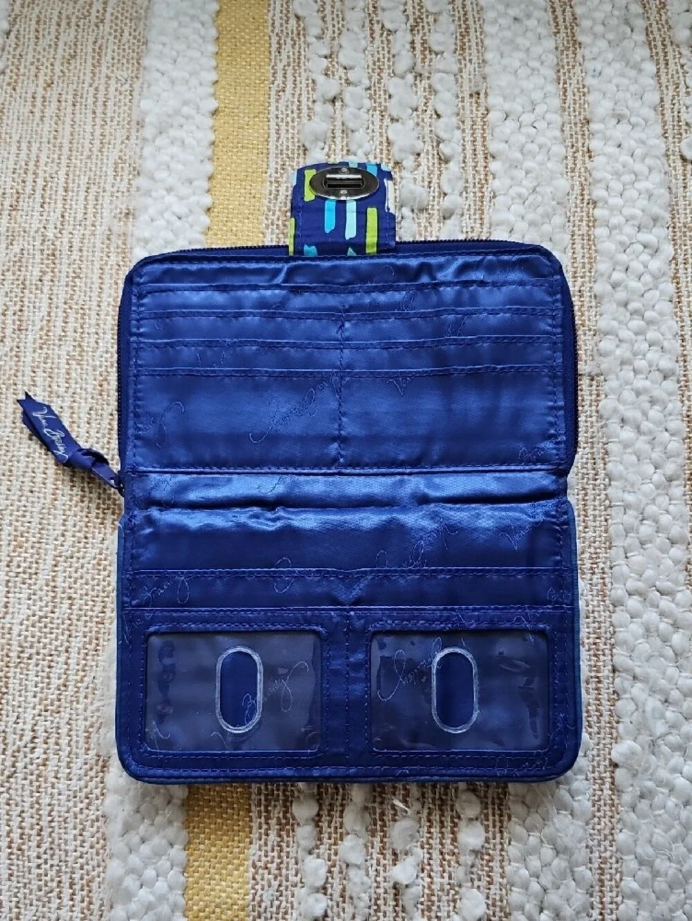 Vera Bradley Katalina Showers Turnlock Wallet - Picture 7 of 8